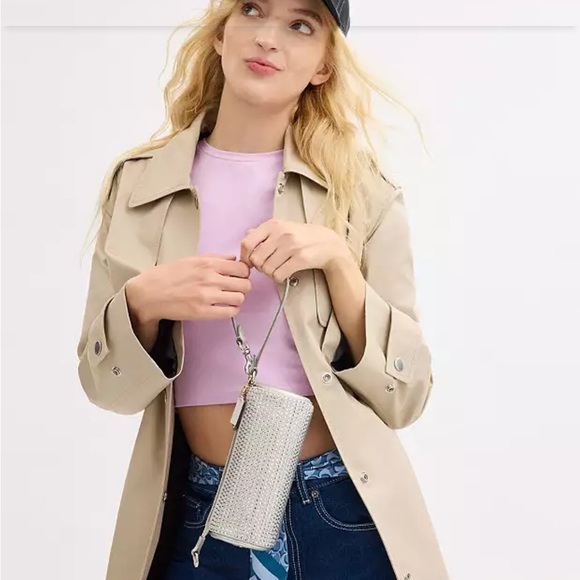 NWT Coach Silver & Gray w/Crystals Cylinder Wristlet/Purse - Picture 6 of 9